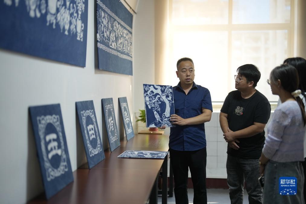 全鲨银鲨下载